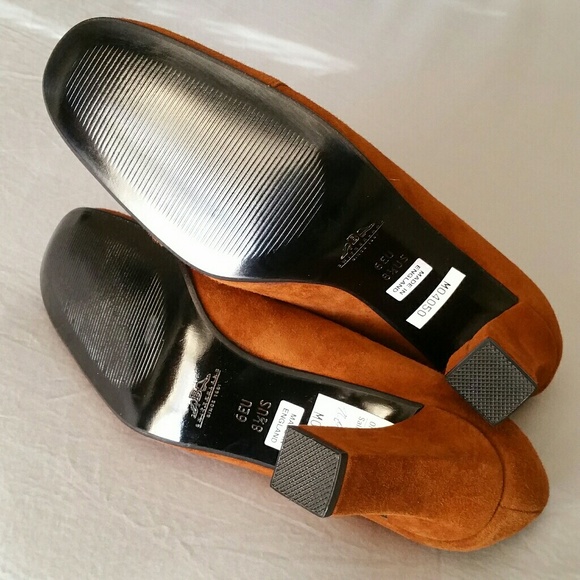 BallY SuEde g0rGe0us brAnd nEw puMpS 🍁 - Picture 3 of 6